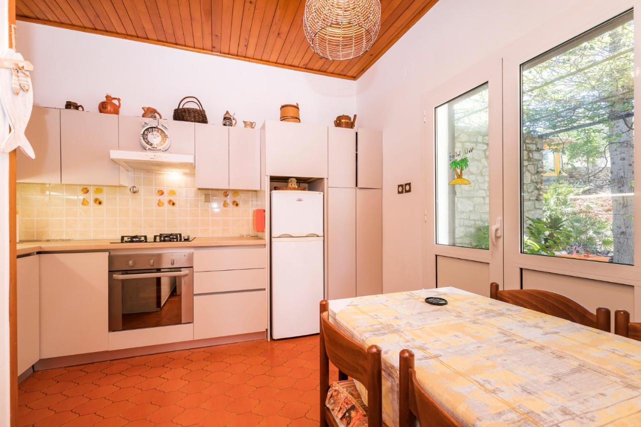 Holiday Home Villa Esperanca Veli Lošinj Eksteriør bilde