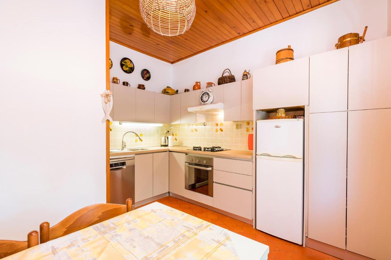 Holiday Home Villa Esperanca Veli Lošinj Eksteriør bilde