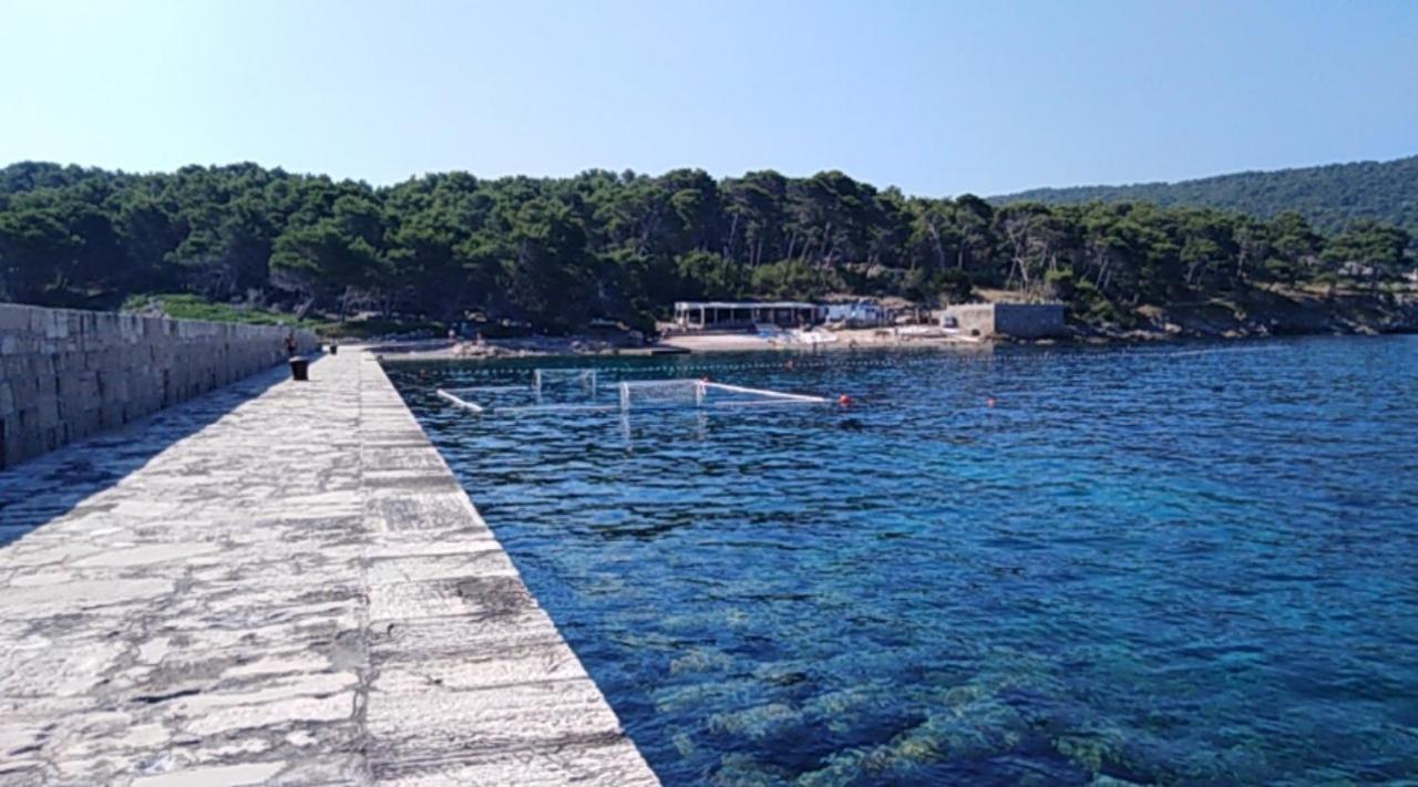 Holiday Home Villa Esperanca Veli Lošinj Eksteriør bilde
