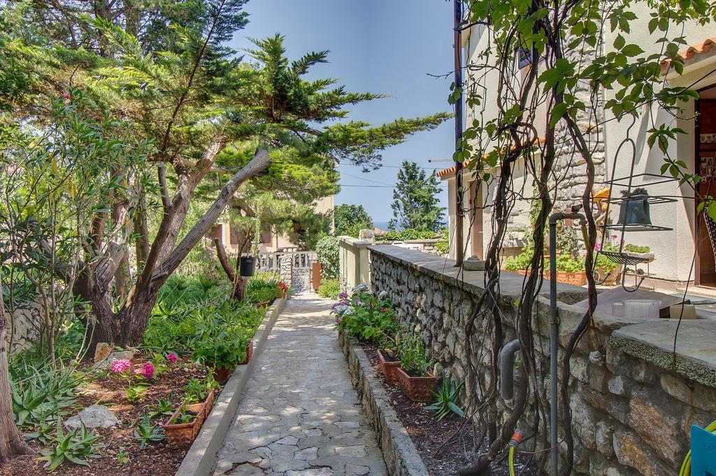 Holiday Home Villa Esperanca Veli Lošinj Eksteriør bilde